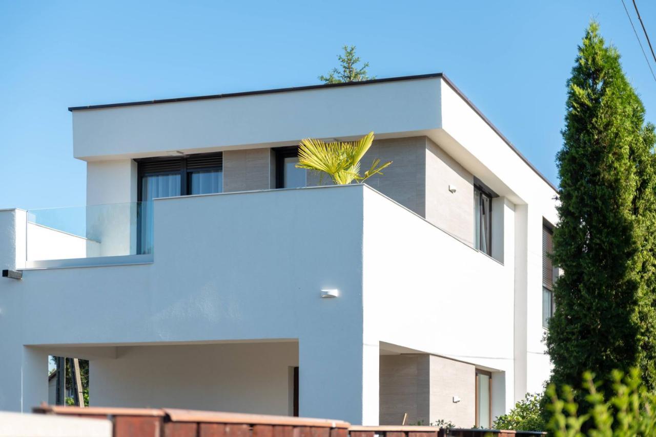 Mineral Apartman Diamond Nyiregyhaza Exterior photo