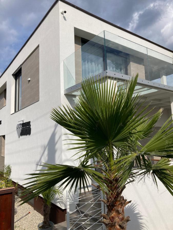 Mineral Apartman Diamond Nyiregyhaza Exterior photo